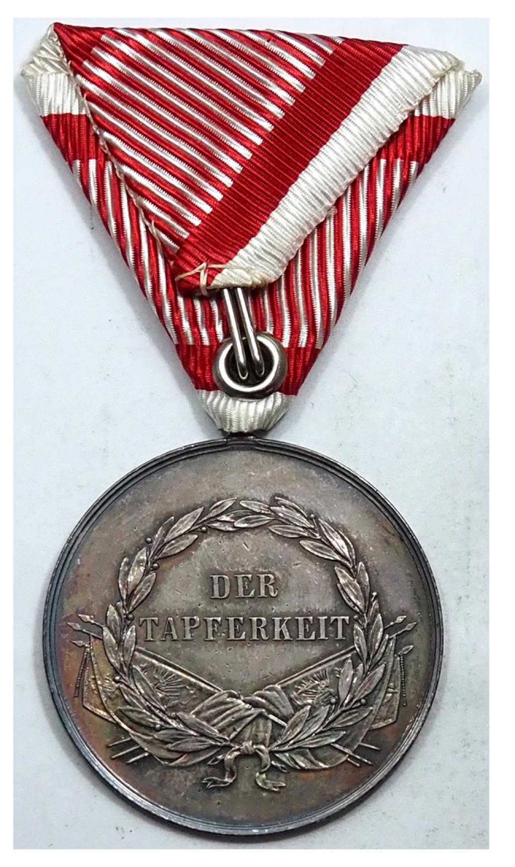 Ferenc József ”Der Tapferkeit” kitüntetés